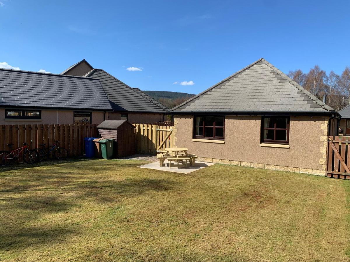 Cairngorm Cottage アビーモア エクステリア 写真