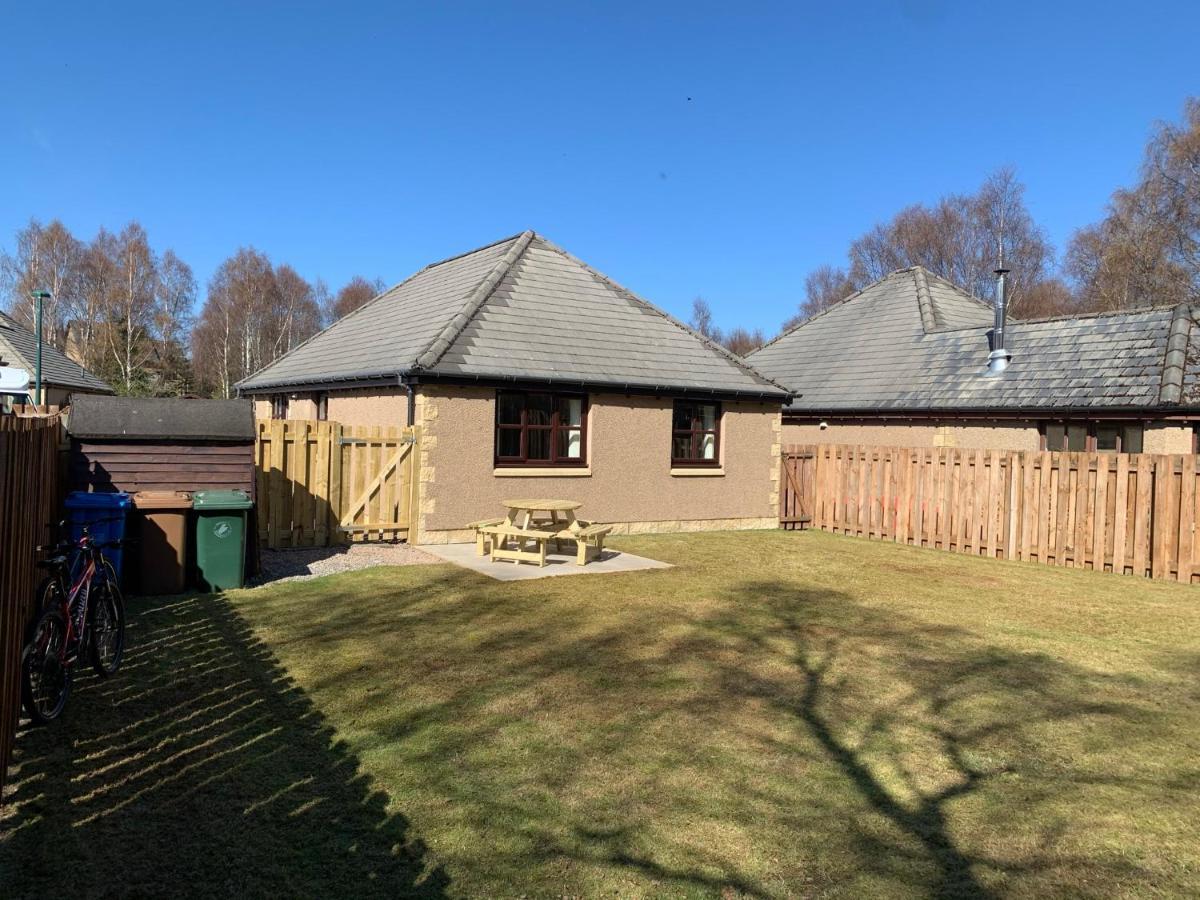 Cairngorm Cottage アビーモア エクステリア 写真