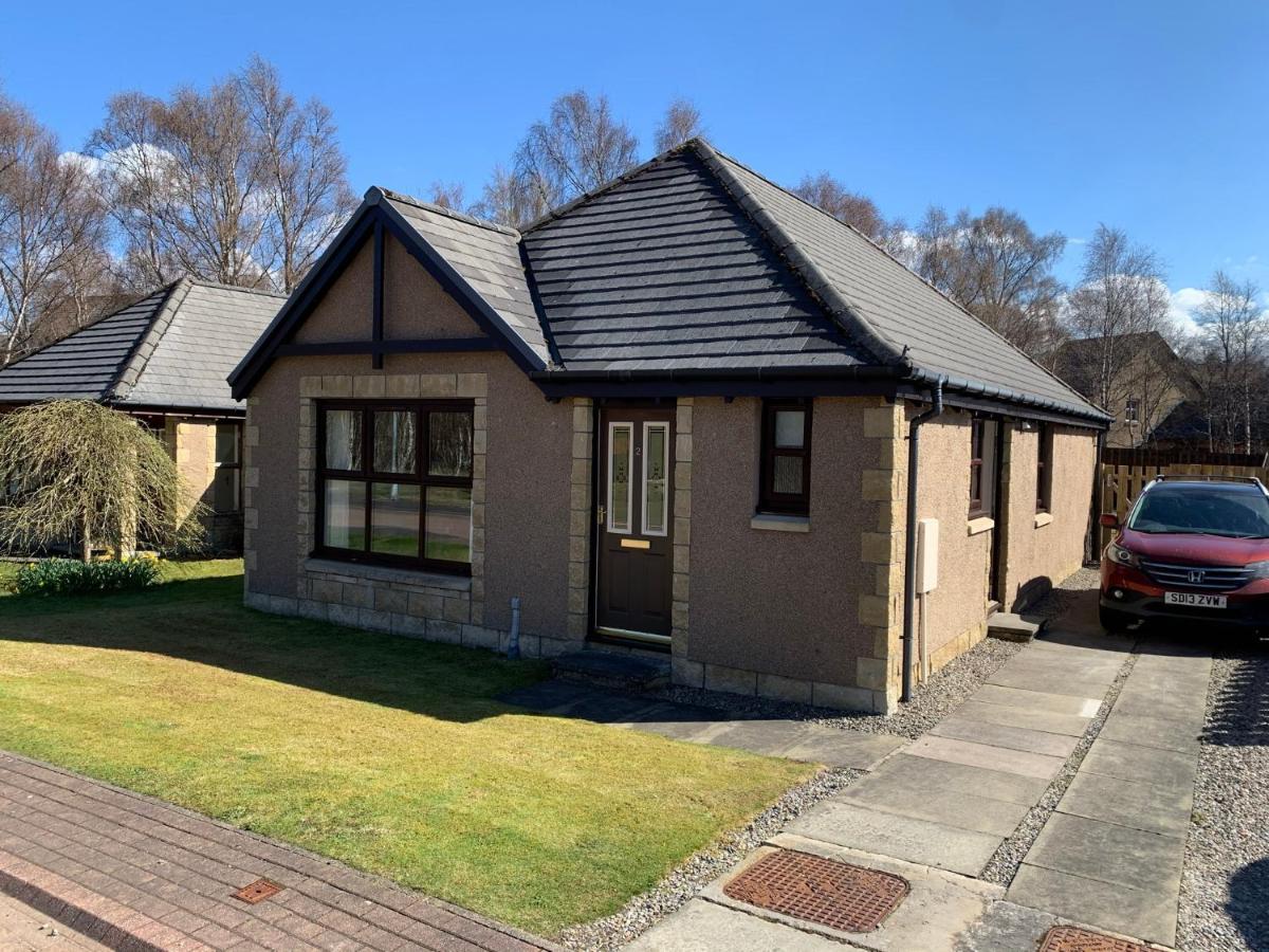 Cairngorm Cottage アビーモア エクステリア 写真
